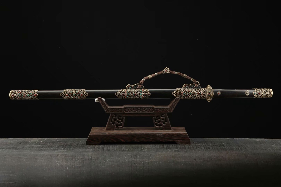 三色铜“青龙刀盘”武士刀（黑檀