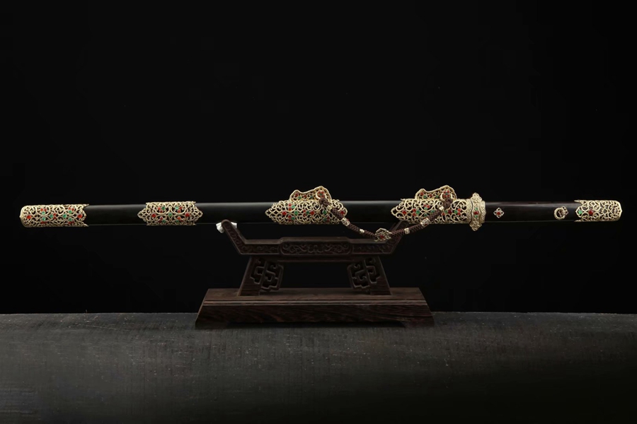 三色铜“青龙刀盘”武士刀（黑檀