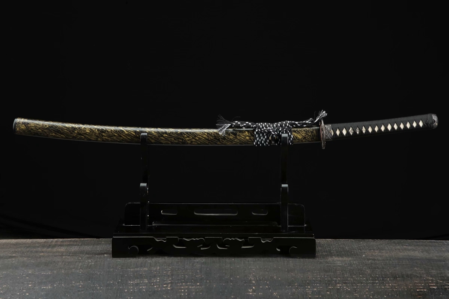 三色铜“青龙刀盘”武士刀（黑檀