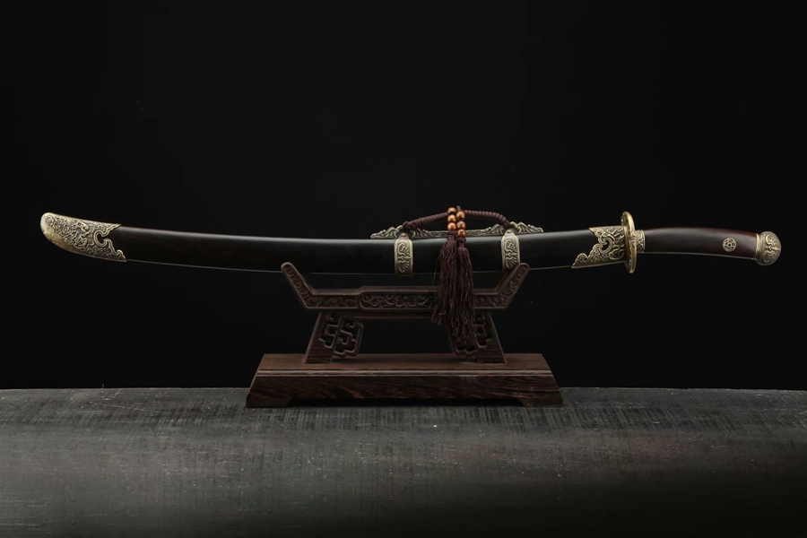 三色铜“青龙刀盘”武士刀（黑檀