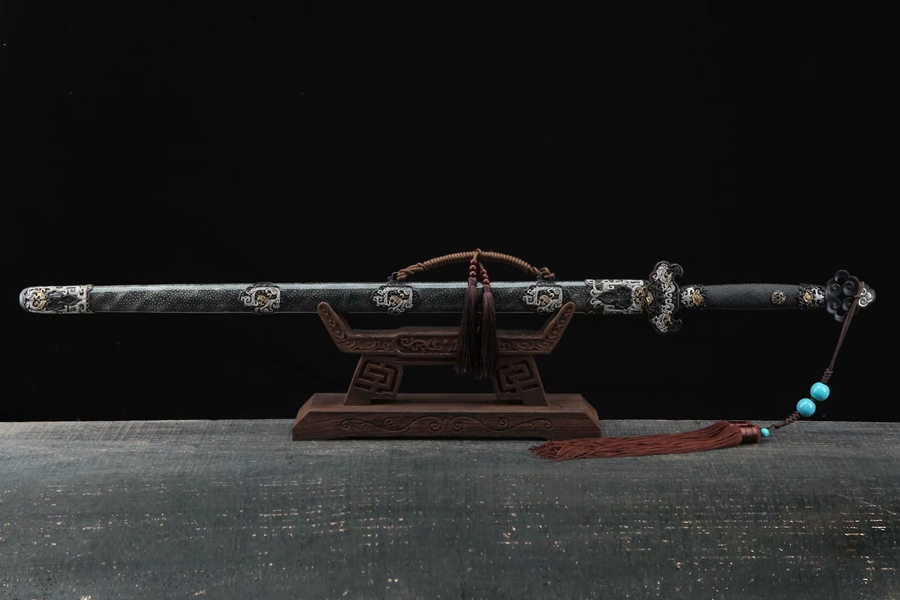 三色铜“青龙刀盘”武士刀（黑檀