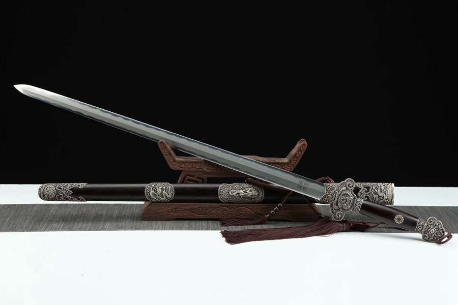 三色铜“青龙刀盘”武士刀（黑檀