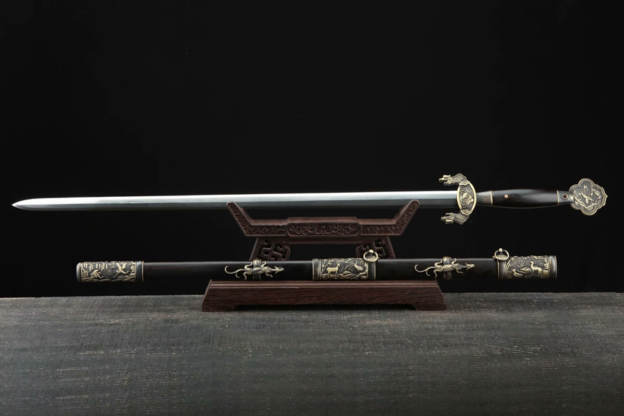 三色铜“青龙刀盘”武士刀（黑檀
