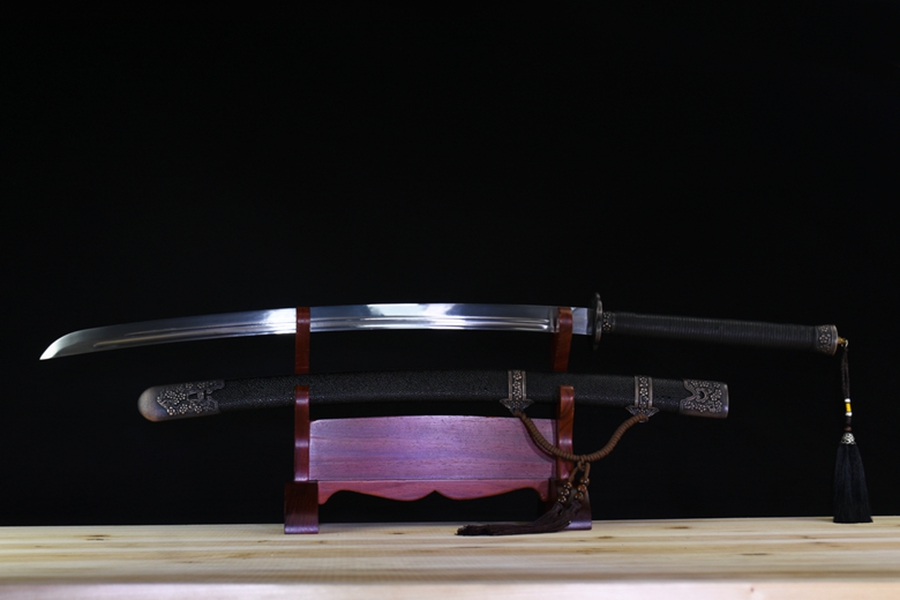 三色铜“青龙刀盘”武士刀（黑檀