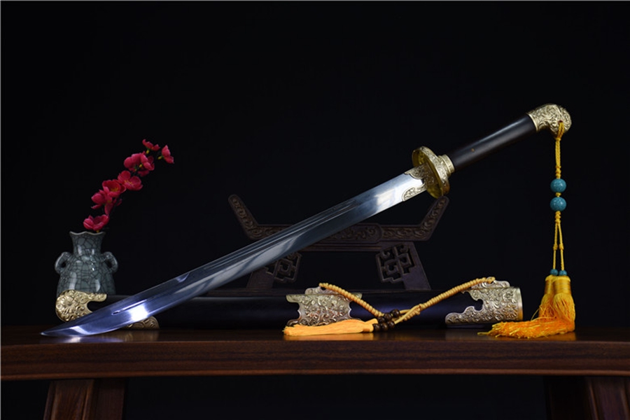 三色铜“青龙刀盘”武士刀（黑檀