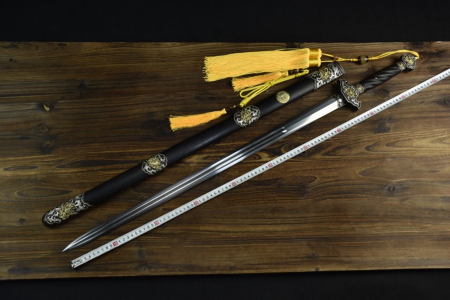 三色铜“青龙刀盘”武士刀（黑檀