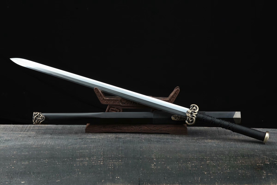 三色铜“青龙刀盘”武士刀（黑檀