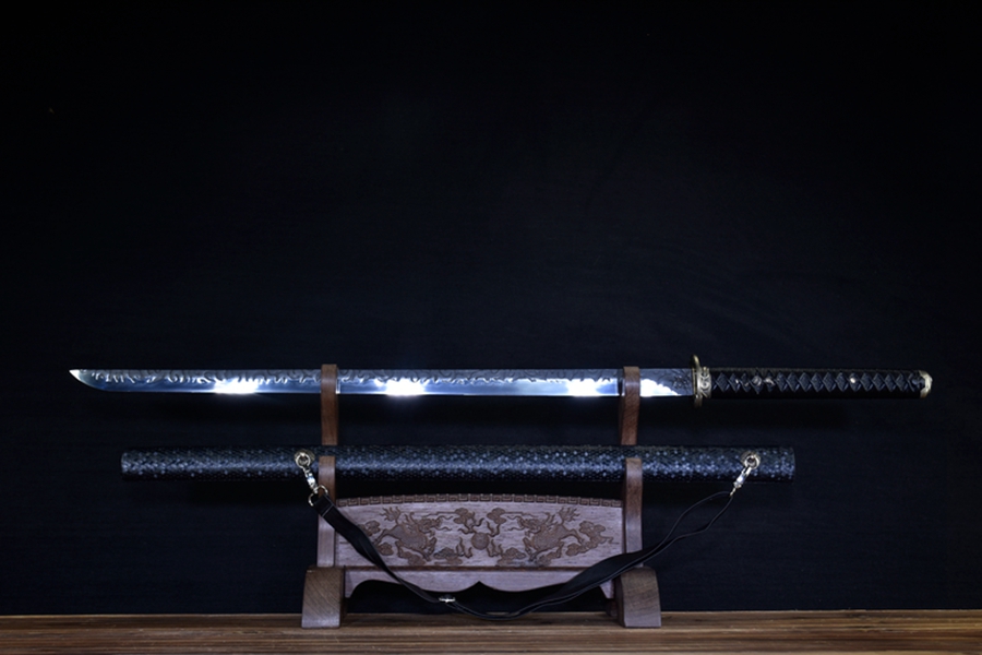 三色铜“青龙刀盘”武士刀（黑檀