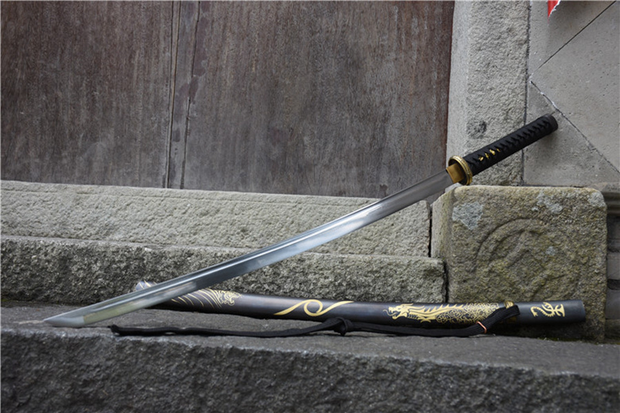 三色铜“青龙刀盘”武士刀（黑檀