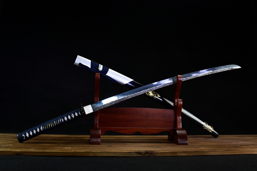 三色铜“青龙刀盘”武士刀（黑檀