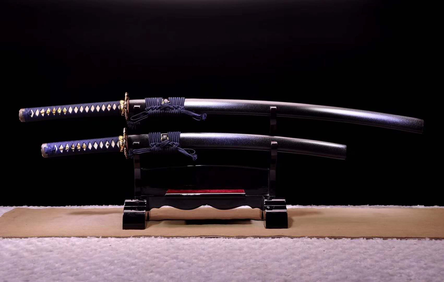 三色铜“青龙刀盘”武士刀（黑檀