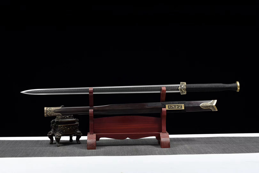 三色铜“青龙刀盘”武士刀（黑檀