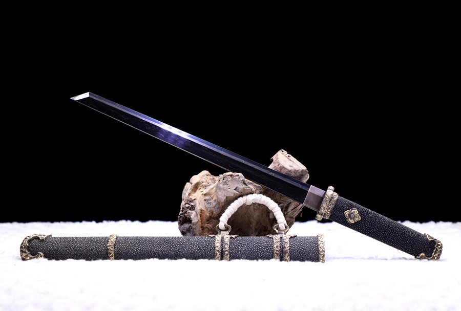 三色铜“青龙刀盘”武士刀（黑檀