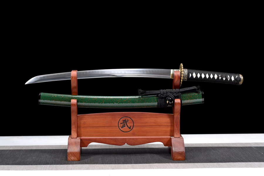 三色铜“青龙刀盘”武士刀（黑檀