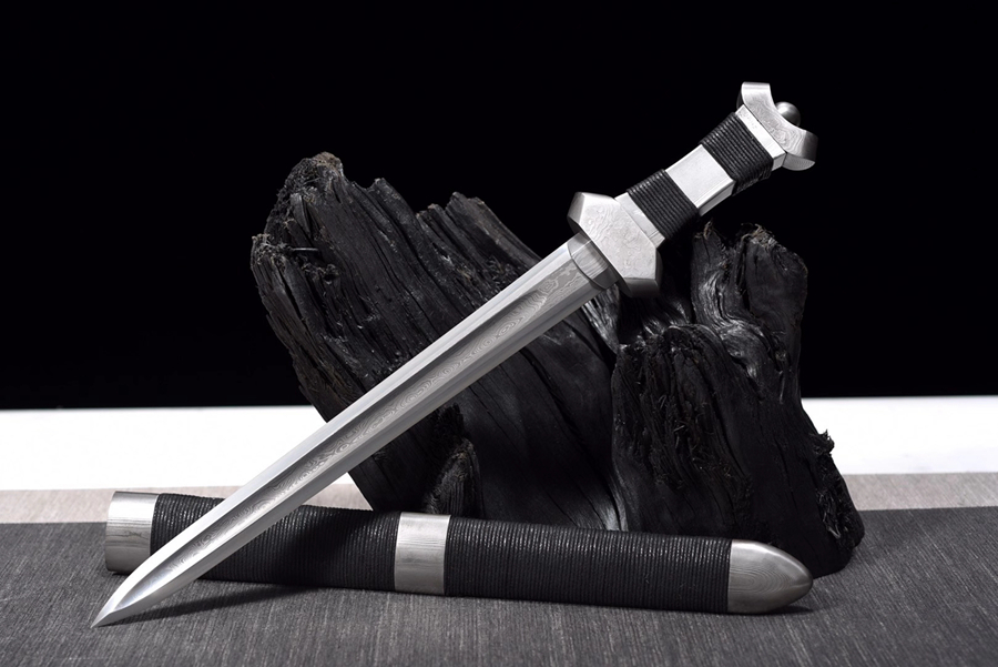 三色铜“青龙刀盘”武士刀（黑檀