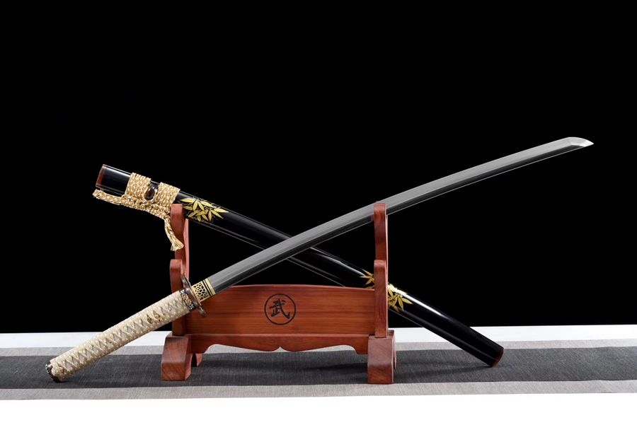 三色铜“青龙刀盘”武士刀（黑檀
