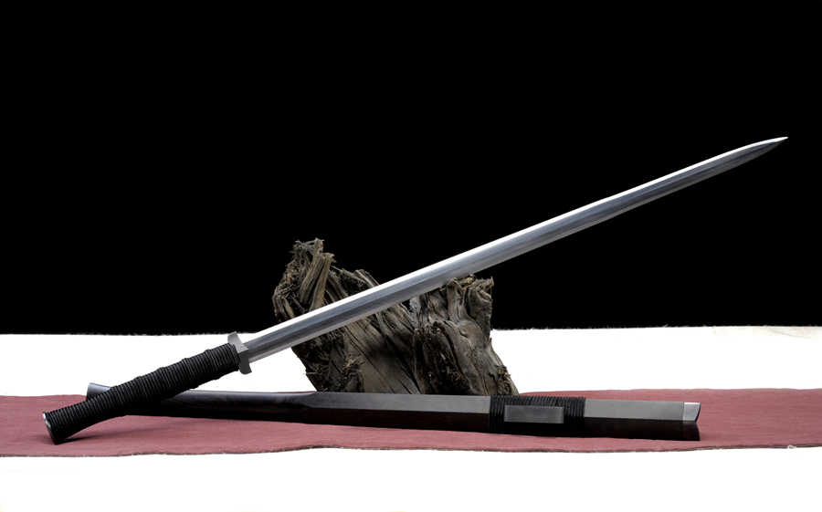 三色铜“青龙刀盘”武士刀（黑檀