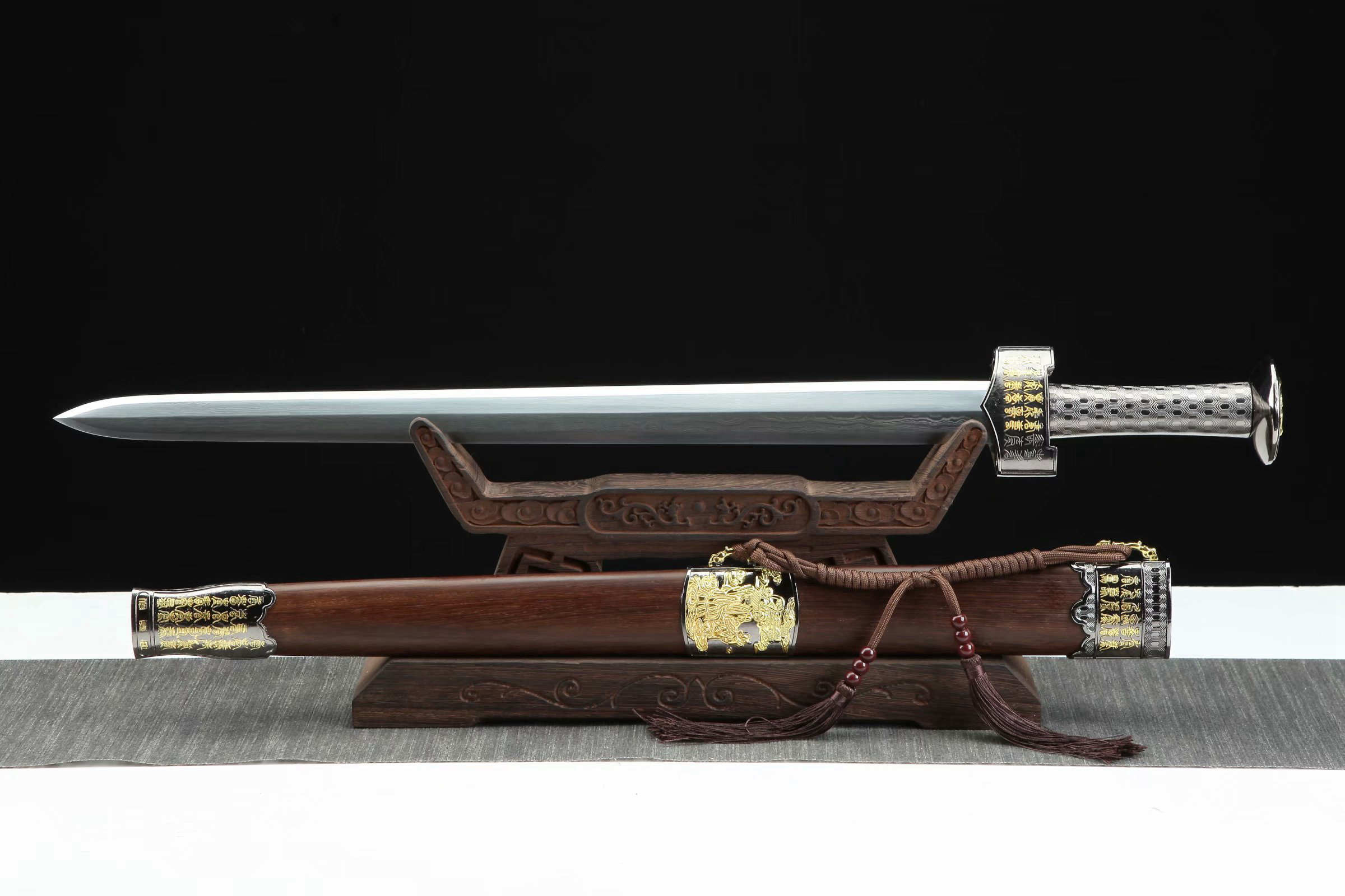 三色铜“青龙刀盘”武士刀（黑檀
