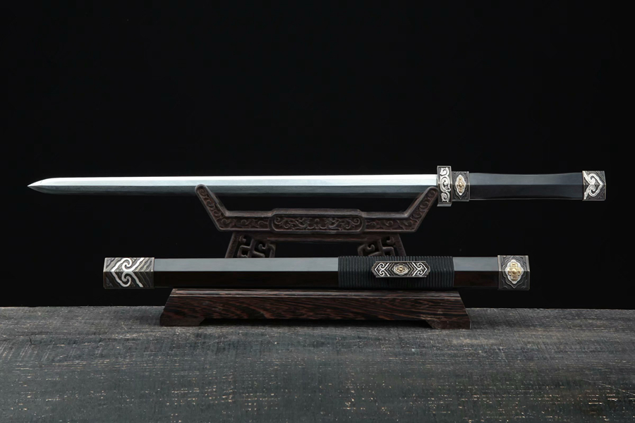 三色铜“青龙刀盘”武士刀（黑檀