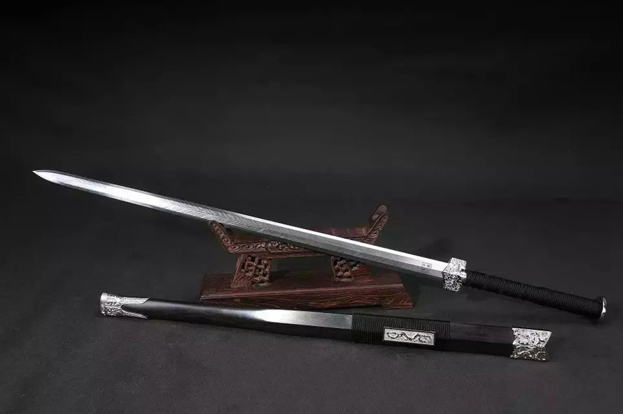 三色铜“青龙刀盘”武士刀（黑檀