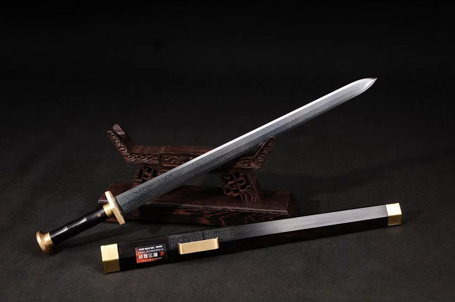 三色铜“青龙刀盘”武士刀（黑檀