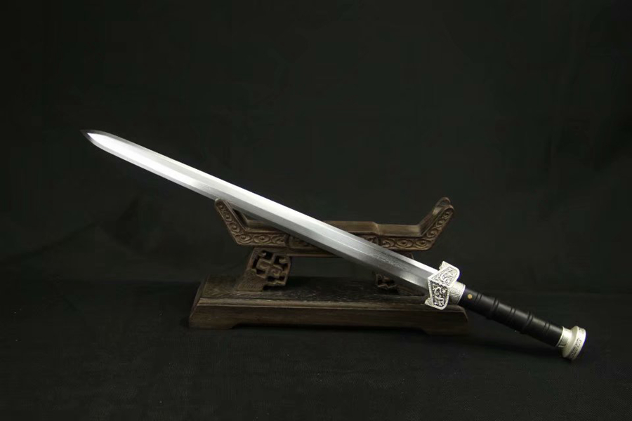 三色铜“青龙刀盘”武士刀（黑檀
