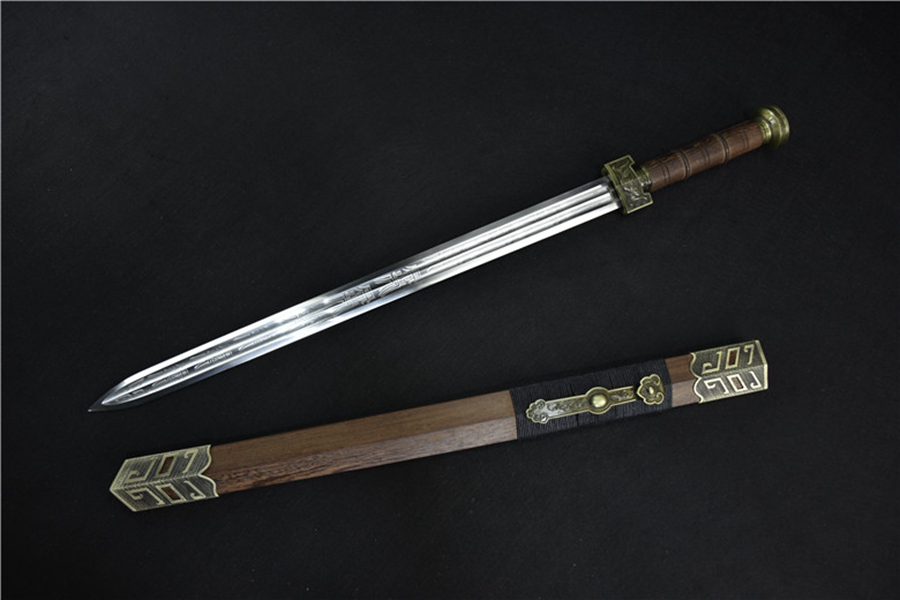 三色铜“青龙刀盘”武士刀（黑檀