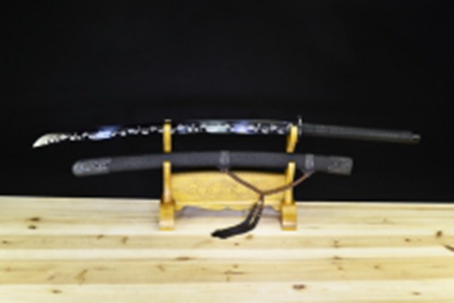 三色铜“青龙刀盘”武士刀（黑檀
