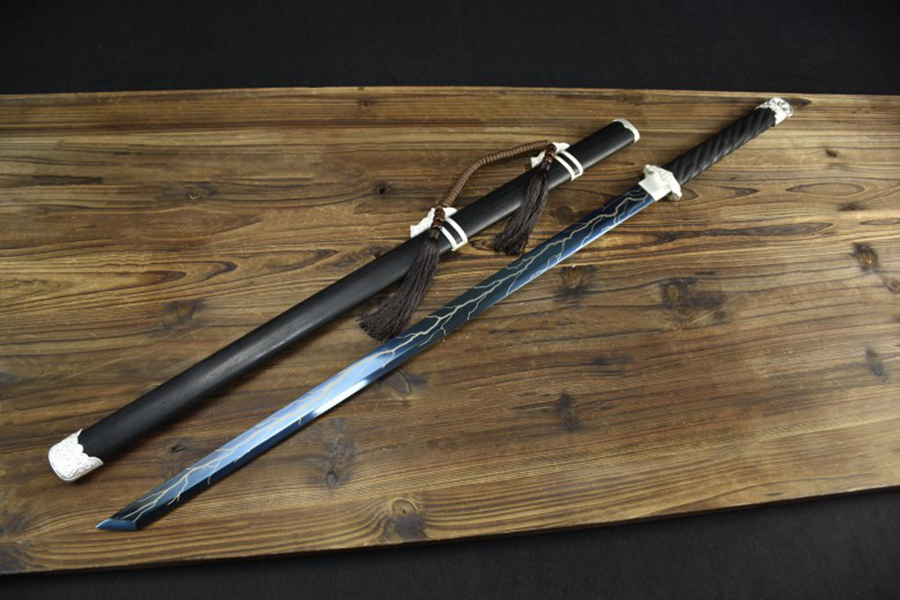 三色铜“青龙刀盘”武士刀（黑檀