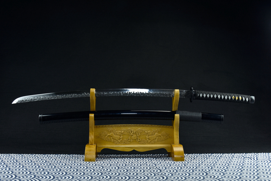 三色铜“青龙刀盘”武士刀（黑檀