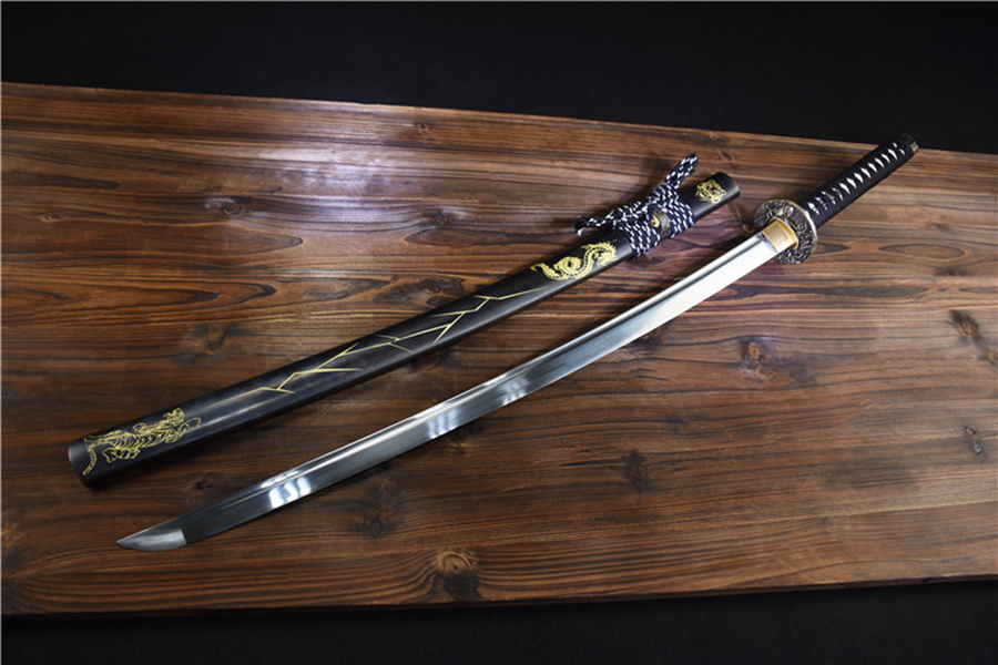 三色铜“青龙刀盘”武士刀（黑檀