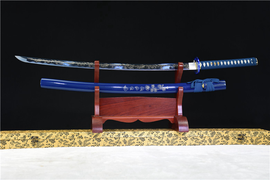 三色铜“青龙刀盘”武士刀（黑檀