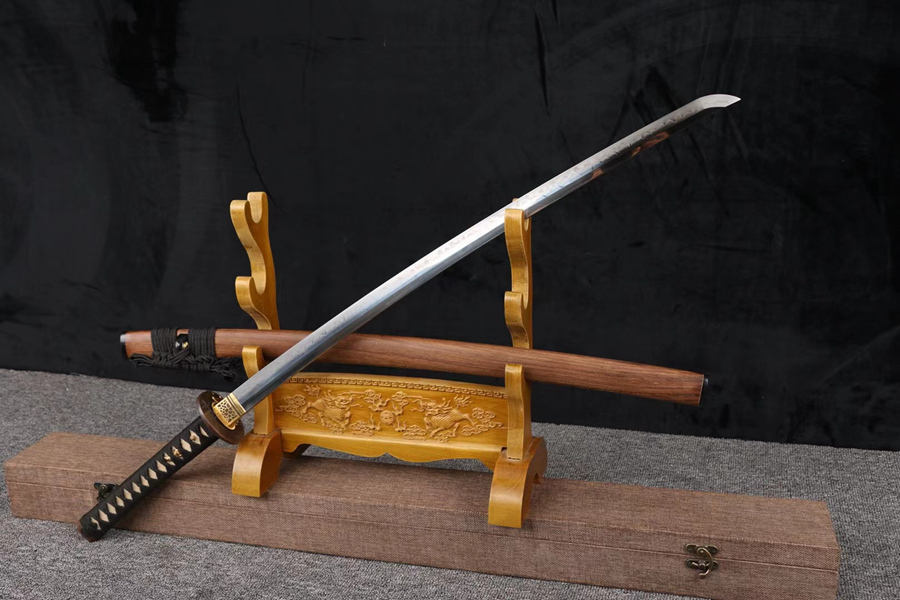 三色铜“青龙刀盘”武士刀（黑檀