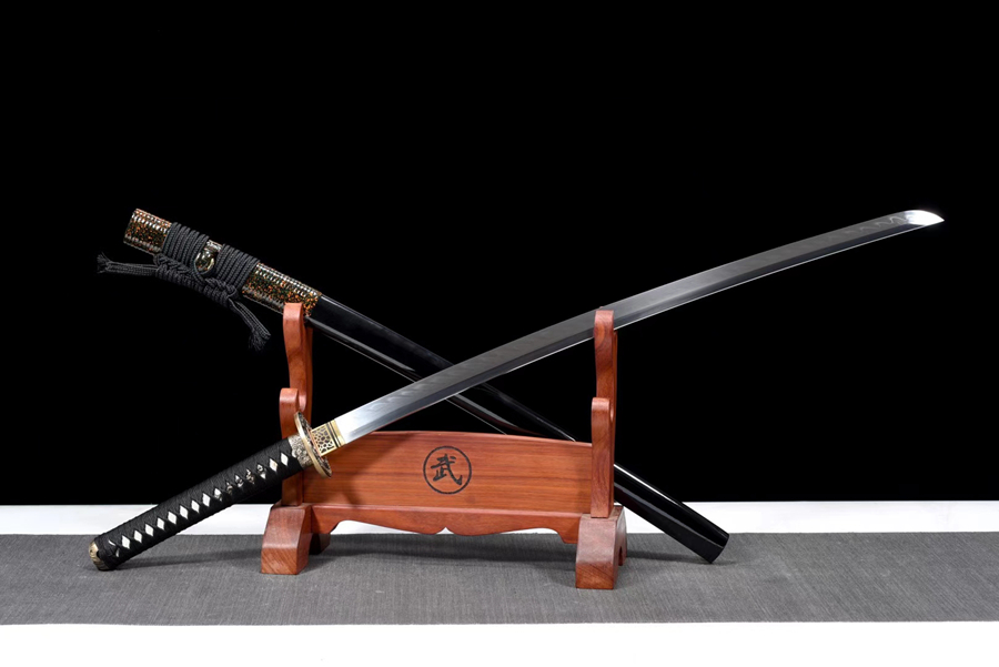 三色铜“青龙刀盘”武士刀（黑檀
