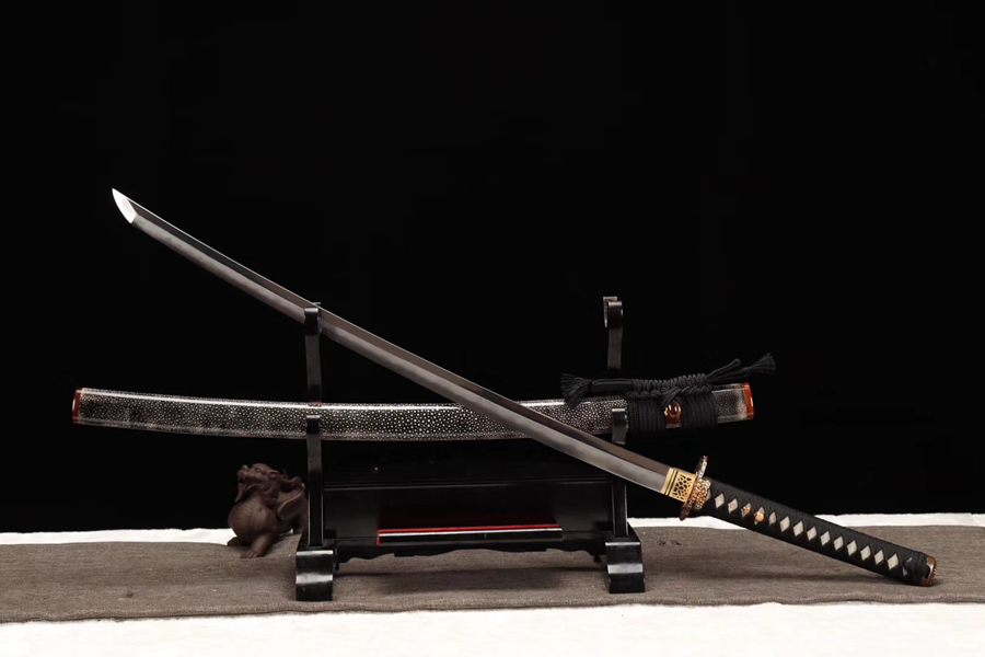 三色铜“青龙刀盘”武士刀（黑檀