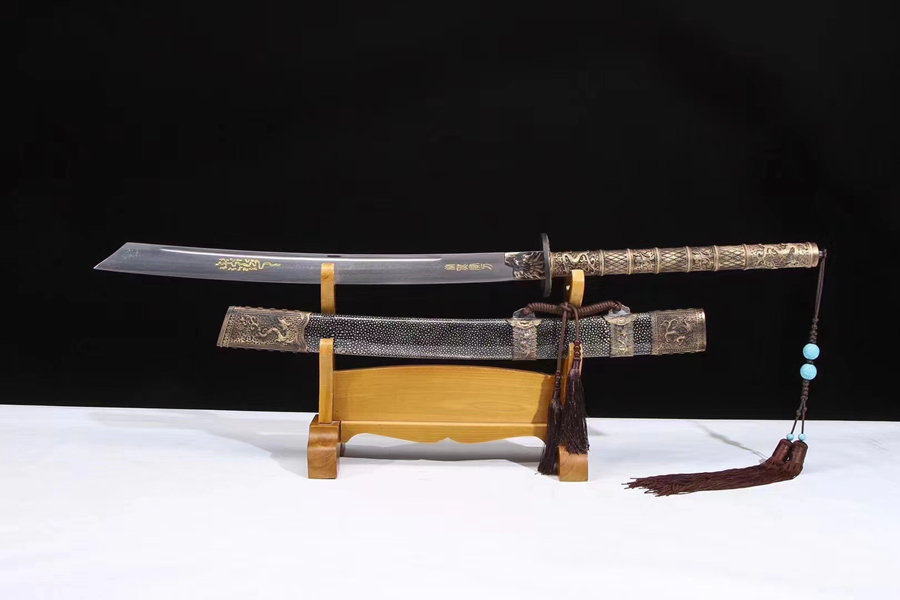 三色铜“青龙刀盘”武士刀（黑檀