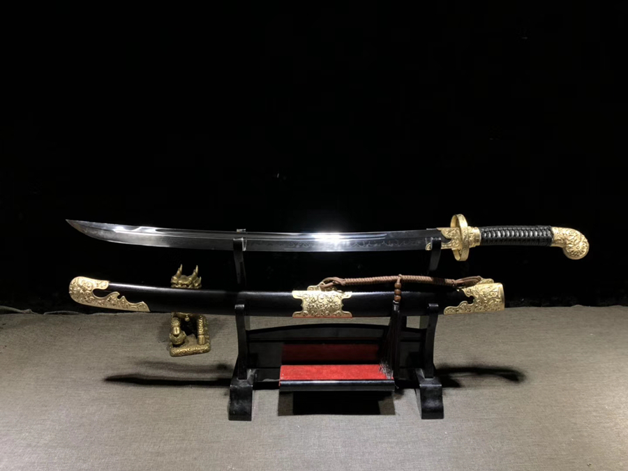三色铜“青龙刀盘”武士刀（黑檀