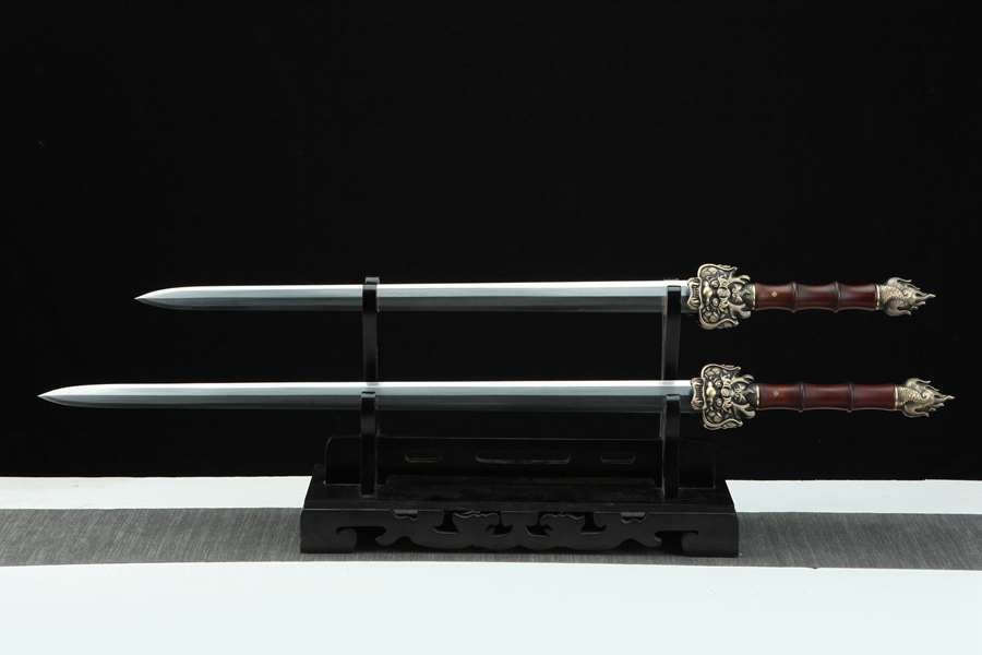 三色铜“青龙刀盘”武士刀（黑檀