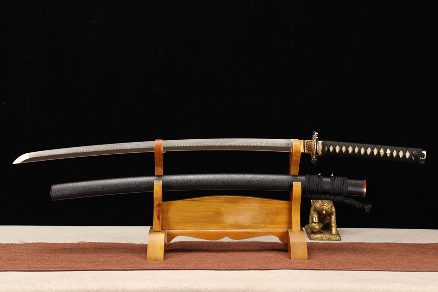 三色铜“青龙刀盘”武士刀（黑檀