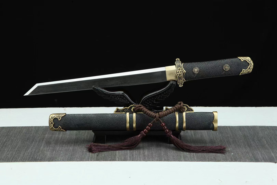 三色铜“青龙刀盘”武士刀（黑檀