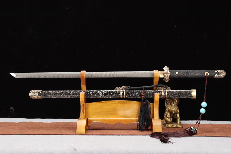 三色铜“青龙刀盘”武士刀（黑檀