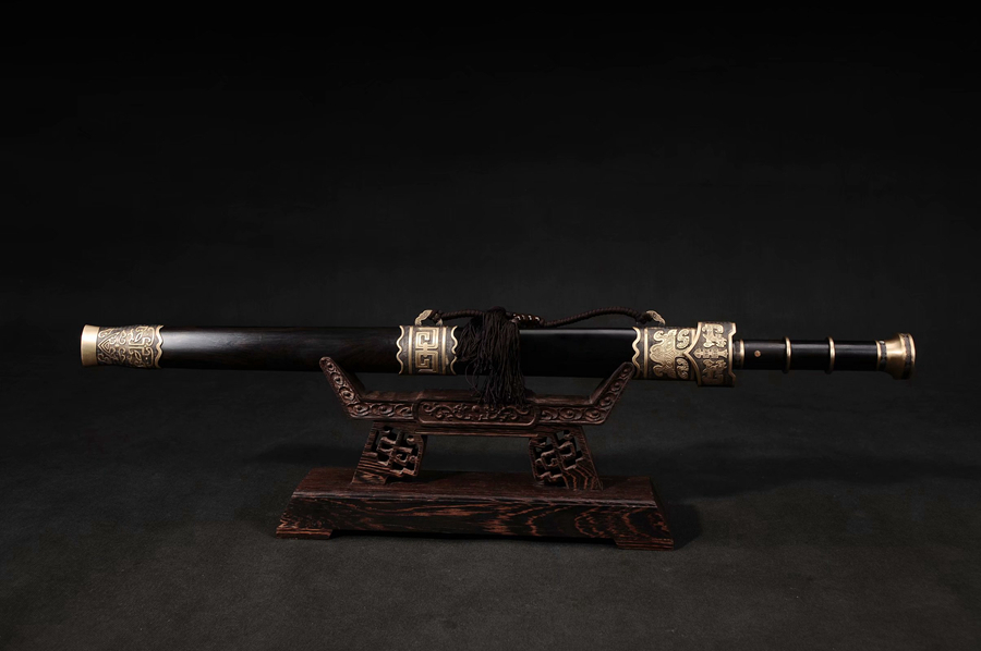 三色铜“青龙刀盘”武士刀（黑檀