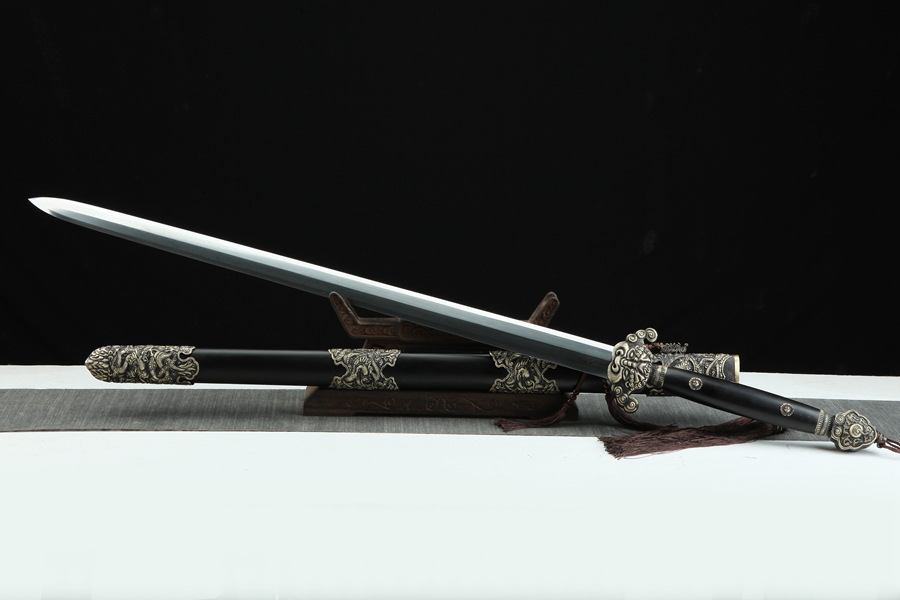 三色铜“青龙刀盘”武士刀（黑檀