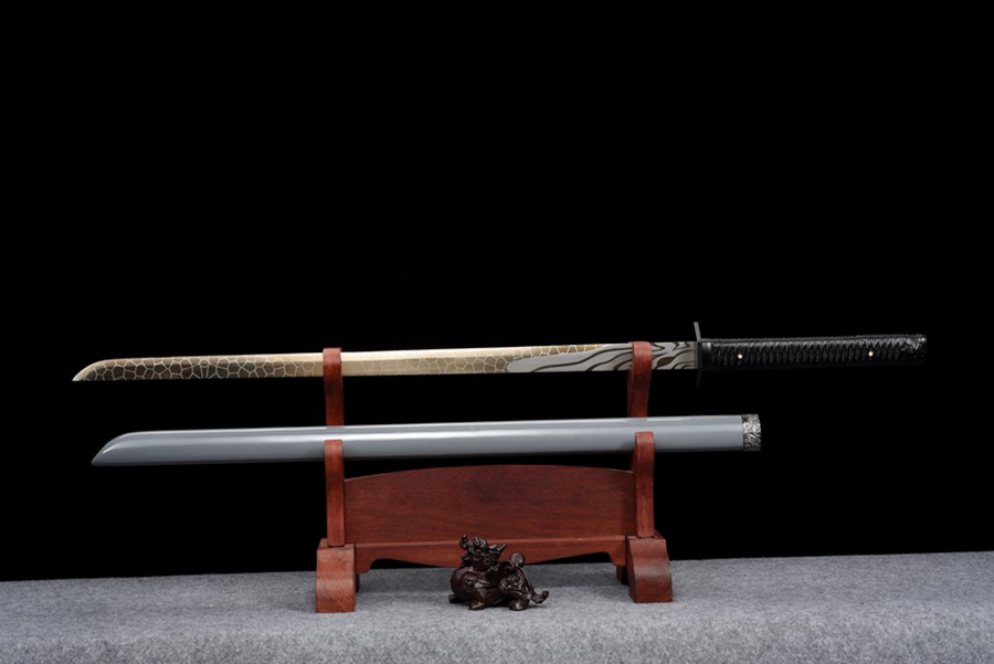 三色铜“青龙刀盘”武士刀（黑檀