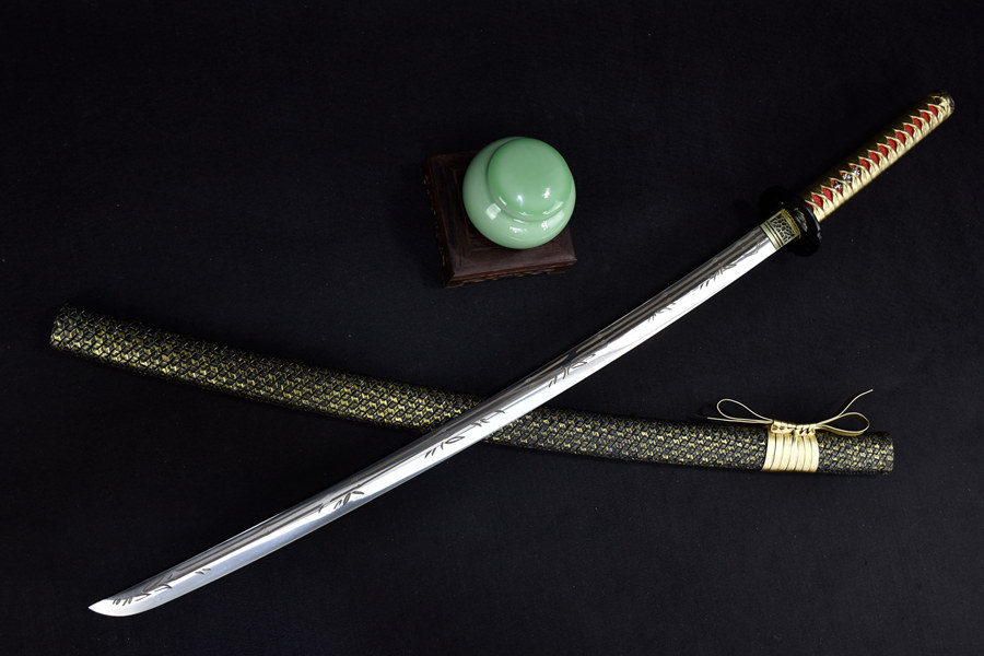 三色铜“青龙刀盘”武士刀（黑檀