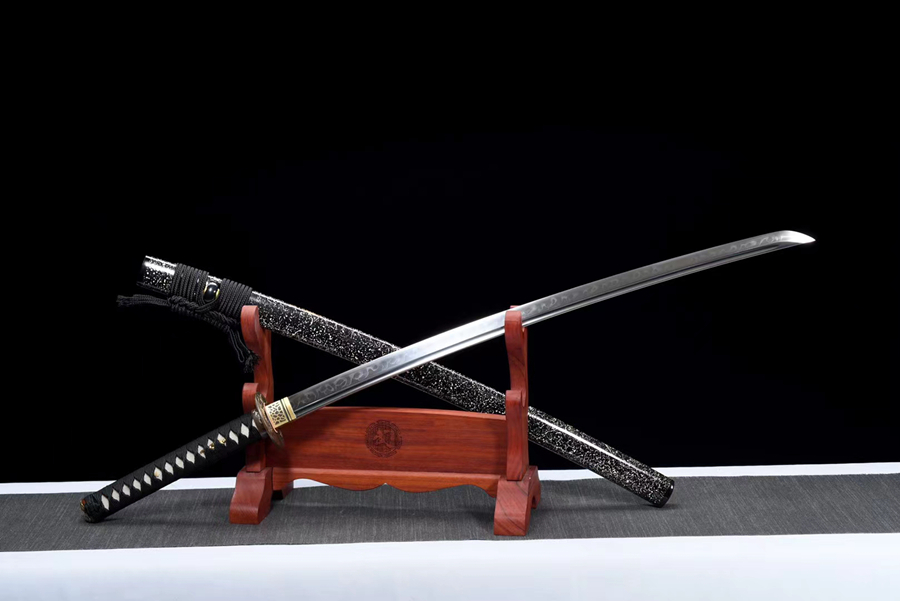 三色铜“青龙刀盘”武士刀（黑檀