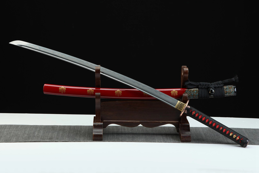 三色铜“青龙刀盘”武士刀（黑檀
