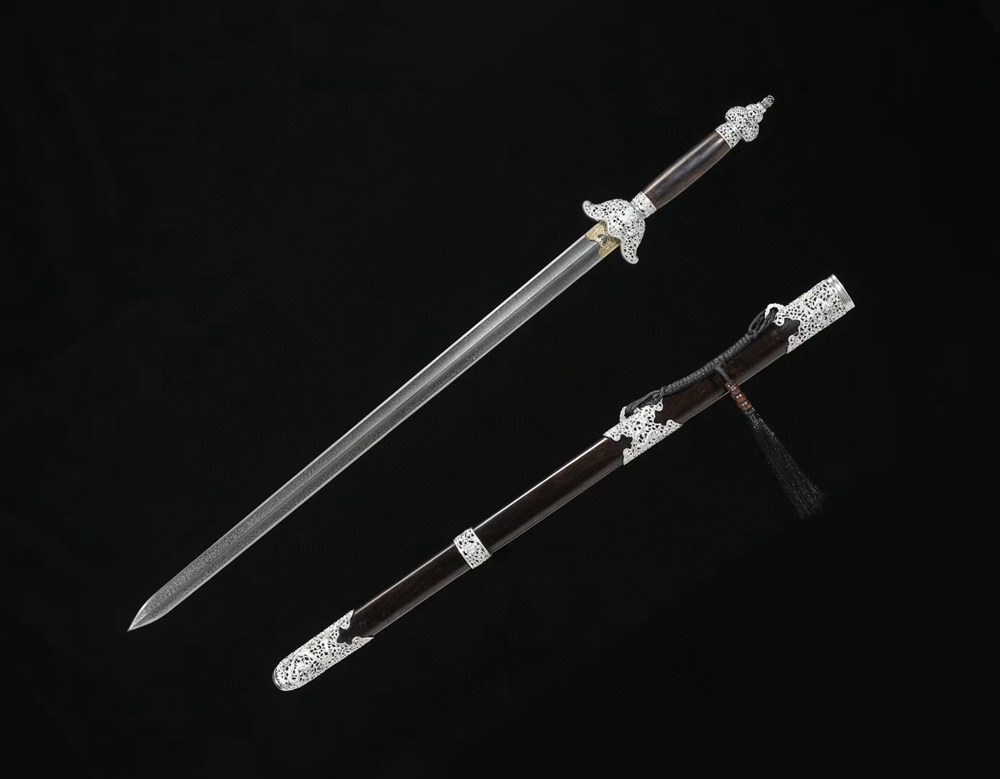三色铜“青龙刀盘”武士刀（黑檀