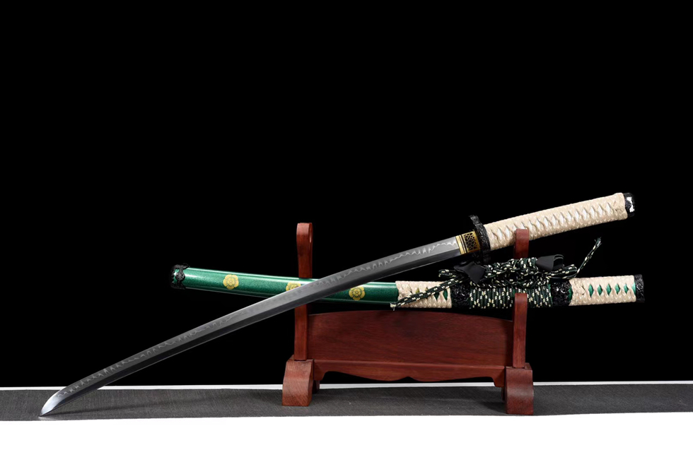 三色铜“青龙刀盘”武士刀（黑檀