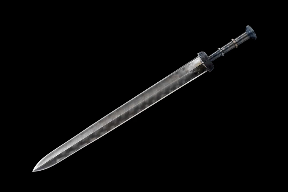 三色铜“青龙刀盘”武士刀（黑檀